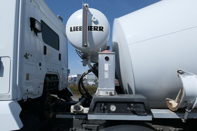 Mercedes-Benz 3240 B Arocs 8x4, Liebherr THM 905, 9m³, 79tkm - 混凝土搅拌车:图3 Mercedes-Benz 3240 B Arocs 8x4, Liebherr THM 905, 9m³, 79tkm - 混凝土搅拌车:图3