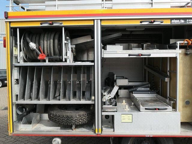 Mercedes-Benz 814 D/Feuerwehr/Metz/Wassertank/Pumpe - 消防车:图3 Mercedes-Benz 814 D/Feuerwehr/Metz/Wassertank/Pumpe - 消防车:图3