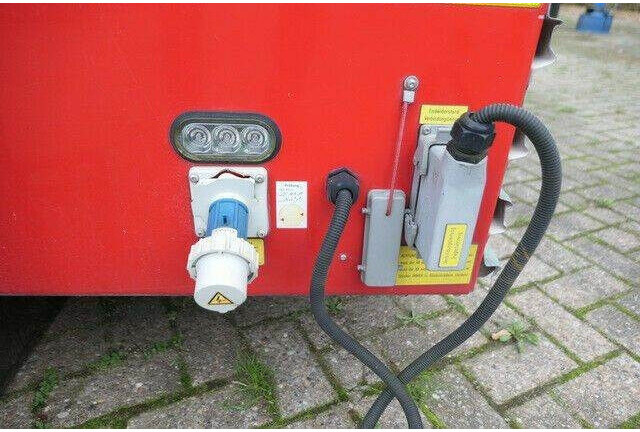 ROSENBAUER ROSENBAUER/Feuerwehr/Wasserwerfer - 消防车:图3 ROSENBAUER ROSENBAUER/Feuerwehr/Wasserwerfer - 消防车:图3