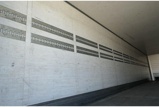 Schmitz Cargobull SKO 24/L 13.62 FP, Isoliert, Verzinkt, Luft-Lift - 封闭厢式半拖车:图4 Schmitz Cargobull SKO 24/L 13.62 FP, Isoliert, Verzinkt, Luft-Lift - 封闭厢式半拖车:图4