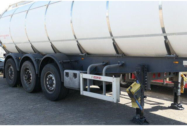 ZORZI 38 S ET, Isoliert, 32m³, 4 Kammern, BPW - 液罐半拖车:图2 ZORZI 38 S ET, Isoliert, 32m³, 4 Kammern, BPW - 液罐半拖车:图2