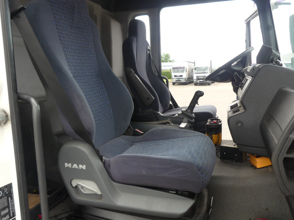 Camion Hydrocureur MAN (2008-201.882 km-VIN:WMAH39ZZ58L050583) - 真空车:图4 Camion Hydrocureur MAN (2008-201.882 km-VIN:WMAH39ZZ58L050583) - 真空车:图4
