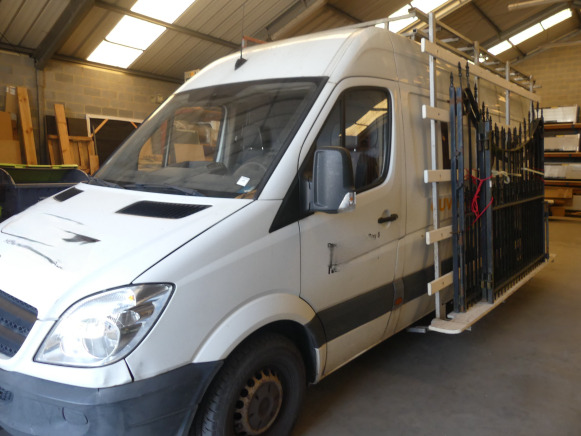 Camionnette Mercedes-Benz Sprinter 311cdi (2007-203.042 km) ( WDP9066351S183611 ) - 小型货车:图3 Camionnette Mercedes-Benz Sprinter 311cdi (2007-203.042 km) ( WDP9066351S183611 ) - 小型货车:图3