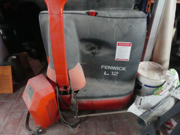 Gerbeur Fenwick L12 - 堆垛机:图2 Gerbeur Fenwick L12 - 堆垛机:图2