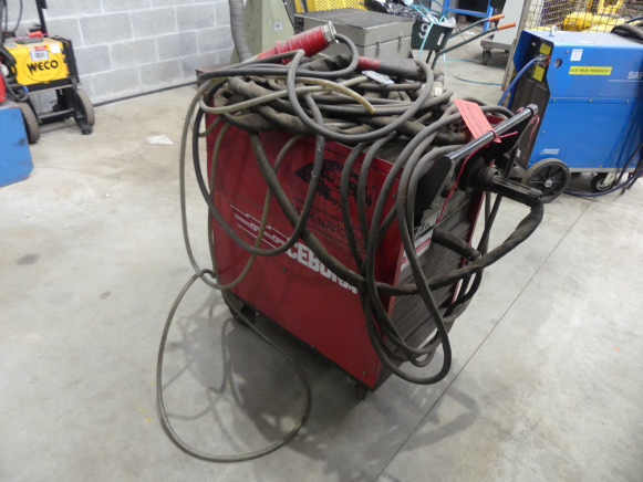 Machine de découpe plasma Cebora Plasma Prof 152 arc control - 金属加工机械:图2 Machine de découpe plasma Cebora Plasma Prof 152 arc control - 金属加工机械:图2