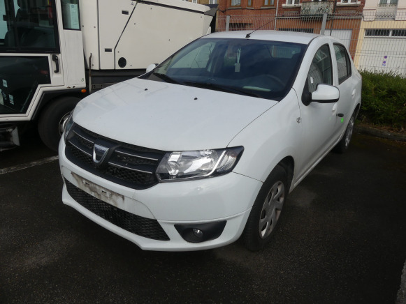 REF:20513 - Voiture Dacia Logan Berline (2013-97.655 km) - 轿车:图1 REF:20513 - Voiture Dacia Logan Berline (2013-97.655 km) - 轿车:图1
