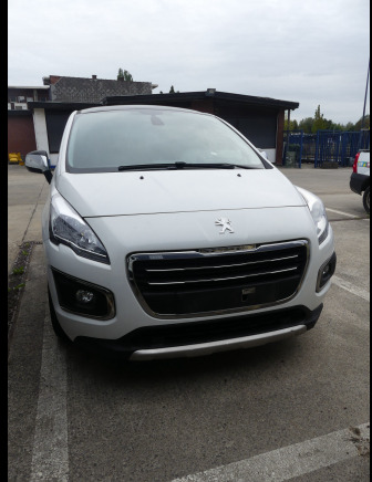 REF:C20639 - Voiture Peugeot 3008 (2015-237.408 km) (VIN: VF30U5GZTFS219665) - 汽车:图2 REF:C20639 - Voiture Peugeot 3008 (2015-237.408 km) (VIN: VF30U5GZTFS219665) - 汽车:图2