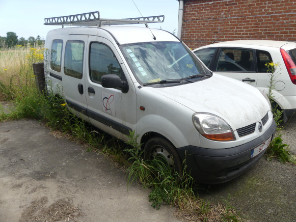 REF:Immatriculée sous : SXP067 - Voiture Renault - 紧凑型面包车:图1 REF:Immatriculée sous : SXP067 - Voiture Renault - 紧凑型面包车:图1