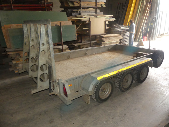 Remorque porte engin triple essieu Nugent Trailers PT126TRI - 工程机械拖车:图3 Remorque porte engin triple essieu Nugent Trailers PT126TRI - 工程机械拖车:图3