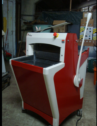 Trancheuse à pain Heristal - 烘焙设备:图2 Trancheuse à pain Heristal - 烘焙设备:图2