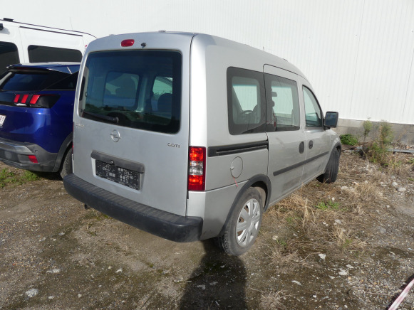 Voiture Opel Combo - 汽车:图3 Voiture Opel Combo - 汽车:图3