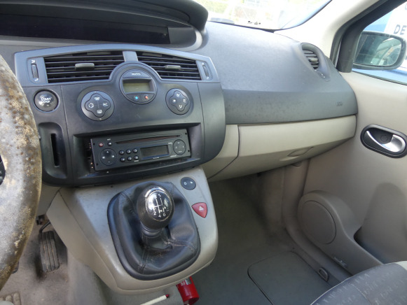 汽车 Voiture  Renault Scenic 1.9 DCI：图7
