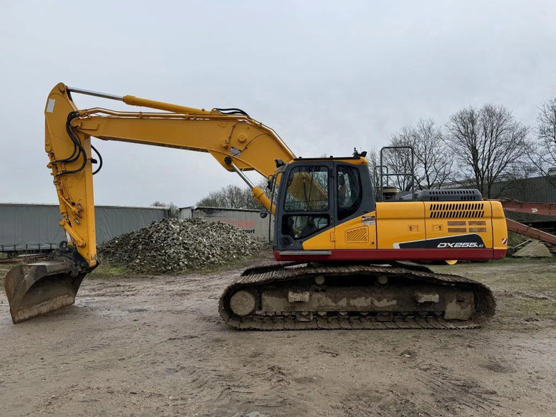 Doosan DX255LC-5 2015 10800 hr STRAIGHT FROM WORK ! DUTCH MACHINE ! - 履带式挖掘机:图1 Doosan DX255LC-5 2015 10800 hr STRAIGHT FROM WORK ! DUTCH MACHINE ! - 履带式挖掘机:图1