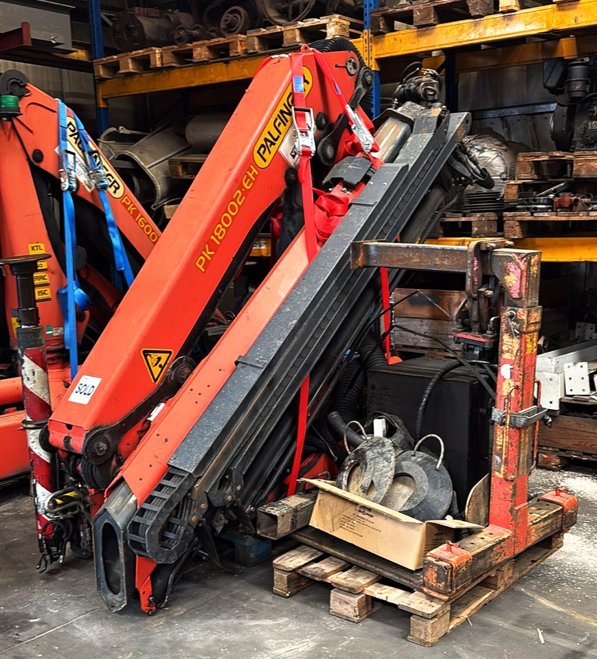 PALFINGER PK 18002-EH C crane, remote, extra functions, year 2013 - 装载起重机:图1 PALFINGER PK 18002-EH C crane, remote, extra functions, year 2013 - 装载起重机:图1