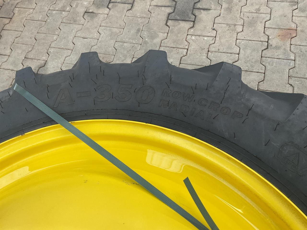 Alliance 270/95R36 - 轮胎 适用于 农业机械:图4 Alliance 270/95R36 - 轮胎 适用于 农业机械:图4