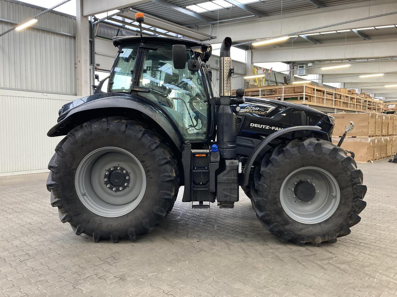 Deutz-Fahr 7250TTV - 拖拉机:图4 Deutz-Fahr 7250TTV - 拖拉机:图4