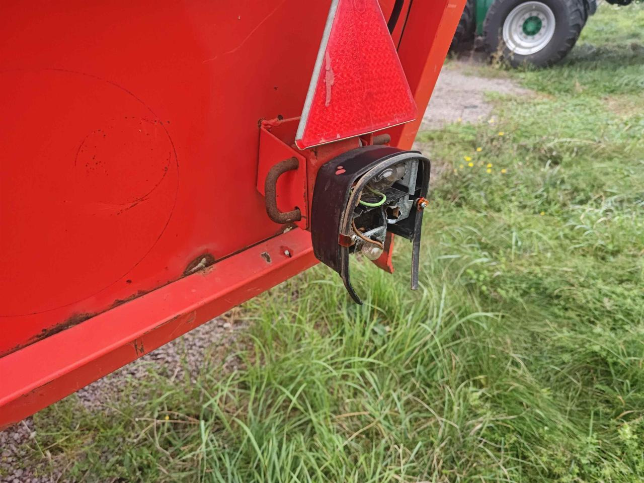 Deutz-Fahr E390 - 自装式货车:图2 Deutz-Fahr E390 - 自装式货车:图2