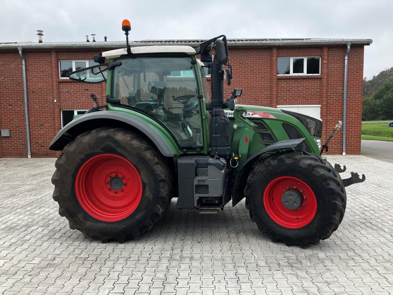 Fendt 716 Vario Profi Plus - 拖拉机:图3 Fendt 716 Vario Profi Plus - 拖拉机:图3