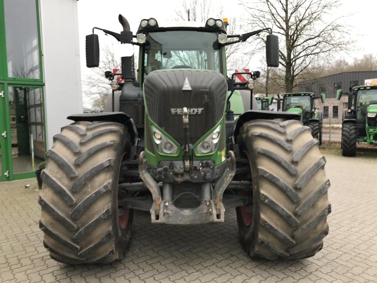 Fendt 933 Profi Plus - 拖拉机:图3 Fendt 933 Profi Plus - 拖拉机:图3