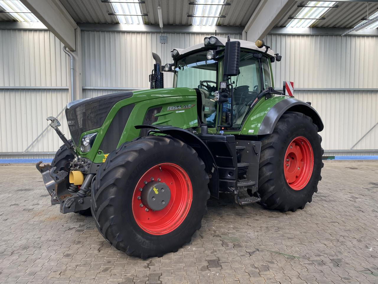 Fendt 933 Vario Profi Plus - 拖拉机:图1 Fendt 933 Vario Profi Plus - 拖拉机:图1
