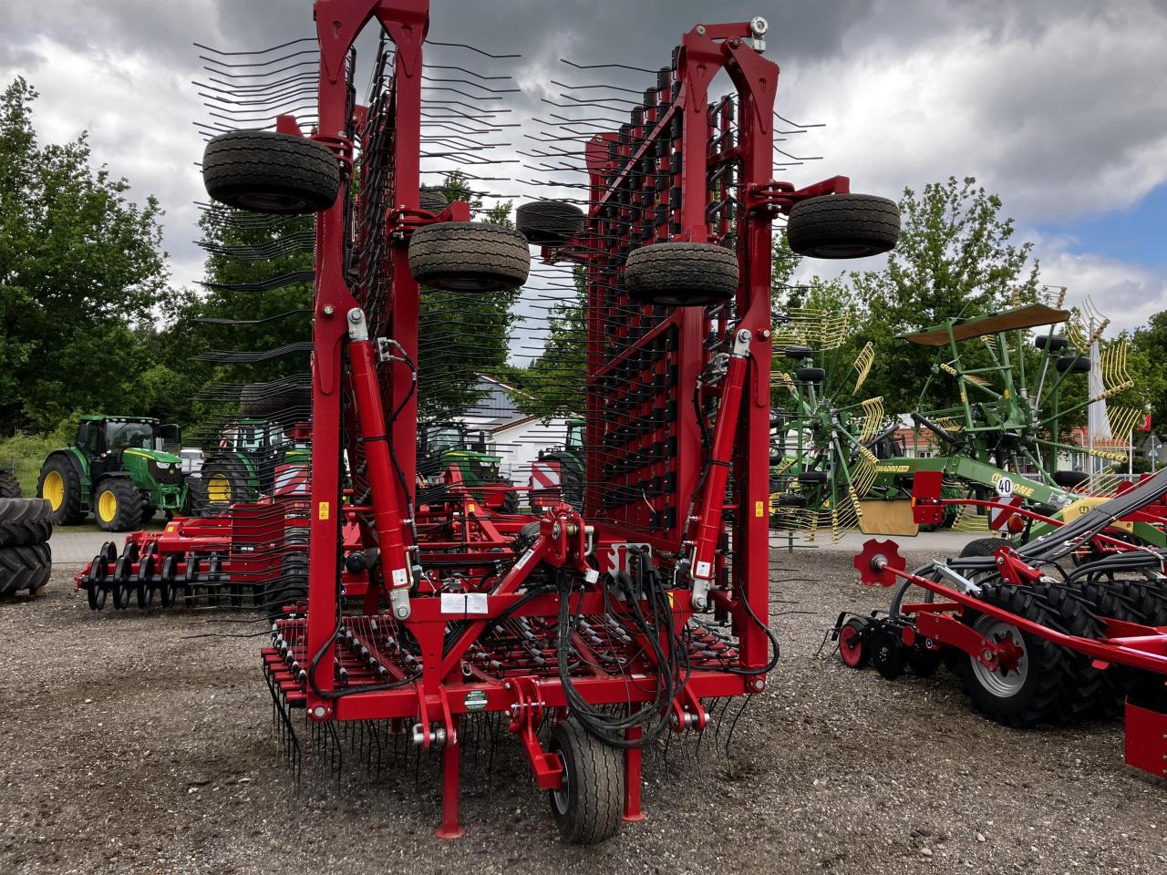 Horsch Cura 12 ST - 土壤耕作设备:图2 Horsch Cura 12 ST - 土壤耕作设备:图2