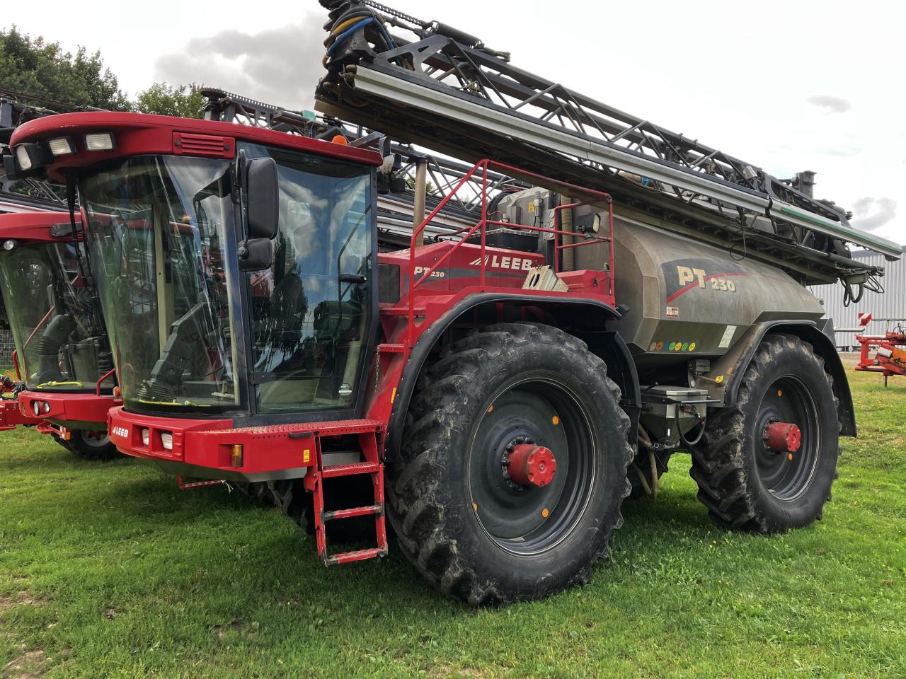 Horsch PT 230 - 牵引式喷雾机:图1 Horsch PT 230 - 牵引式喷雾机:图1