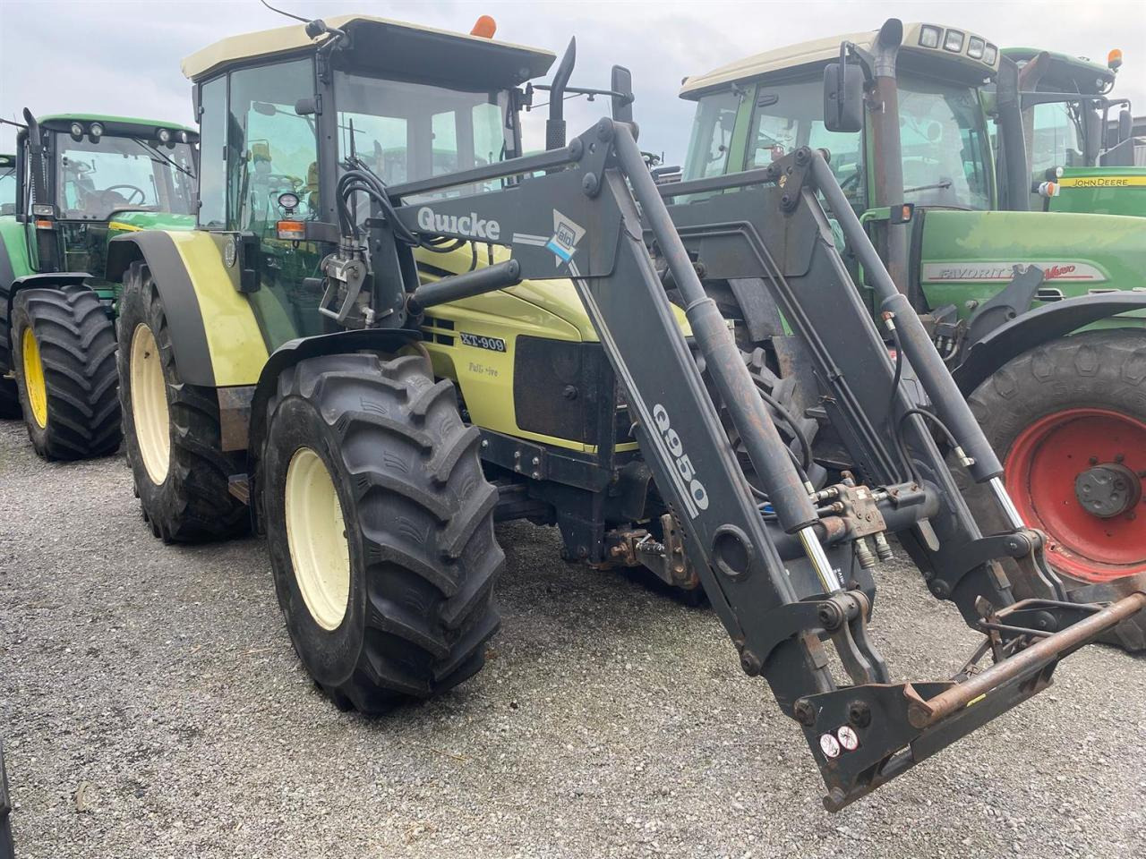 Hürlimann XT 909 - 拖拉机:图3 Hürlimann XT 909 - 拖拉机:图3