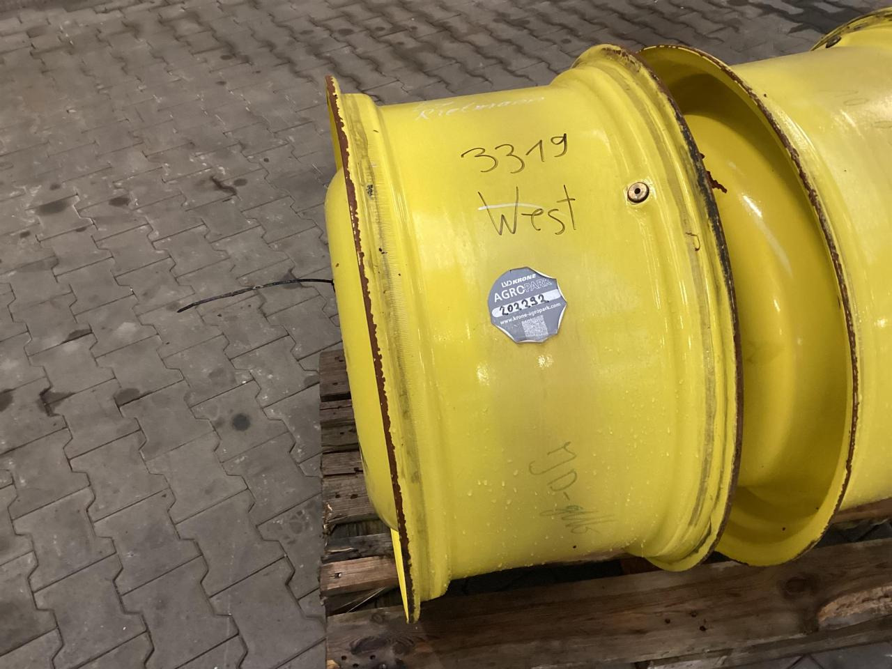 John Deere 15x30 - 轮胎 适用于 农业机械:图2 John Deere 15x30 - 轮胎 适用于 农业机械:图2