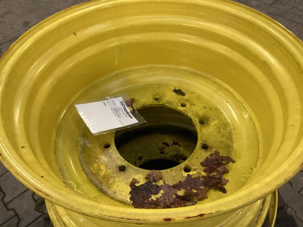 John Deere 16x30 - 轮胎 适用于 农业机械:图2 John Deere 16x30 - 轮胎 适用于 农业机械:图2