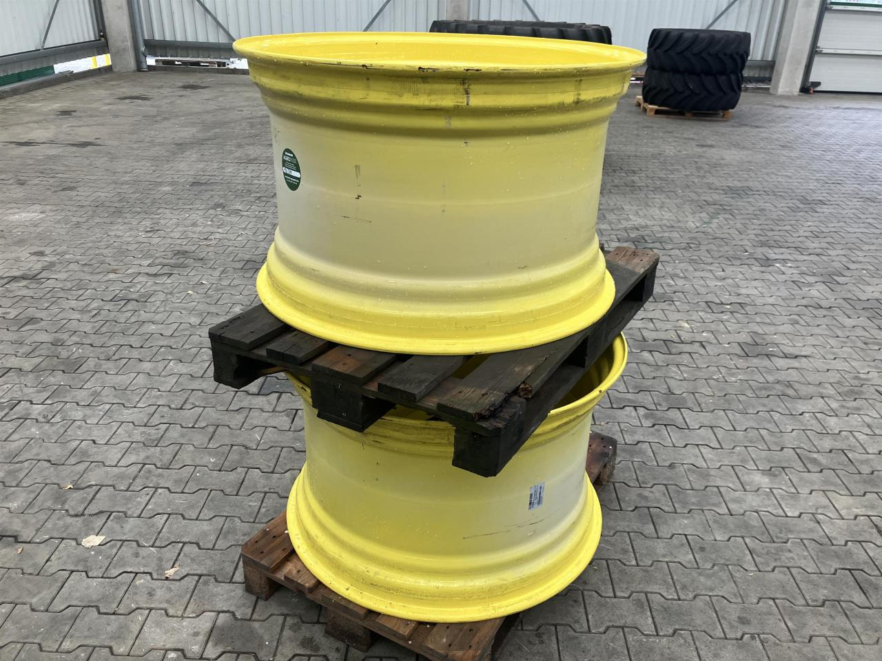 John Deere 23x38 - 轮胎 适用于 农业机械:图2 John Deere 23x38 - 轮胎 适用于 农业机械:图2
