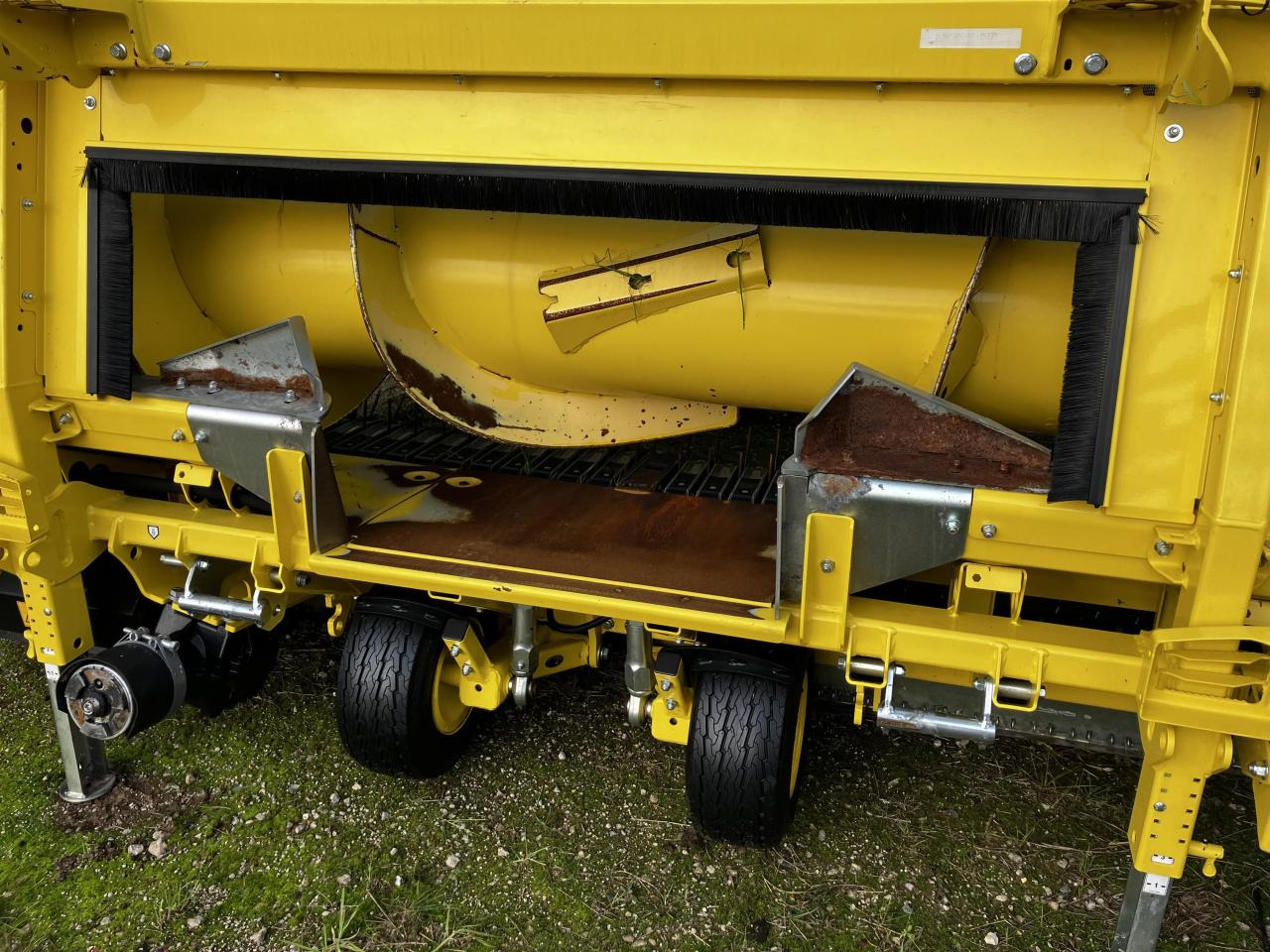 John Deere 30R - 饲料收割机附件:图2 John Deere 30R - 饲料收割机附件:图2