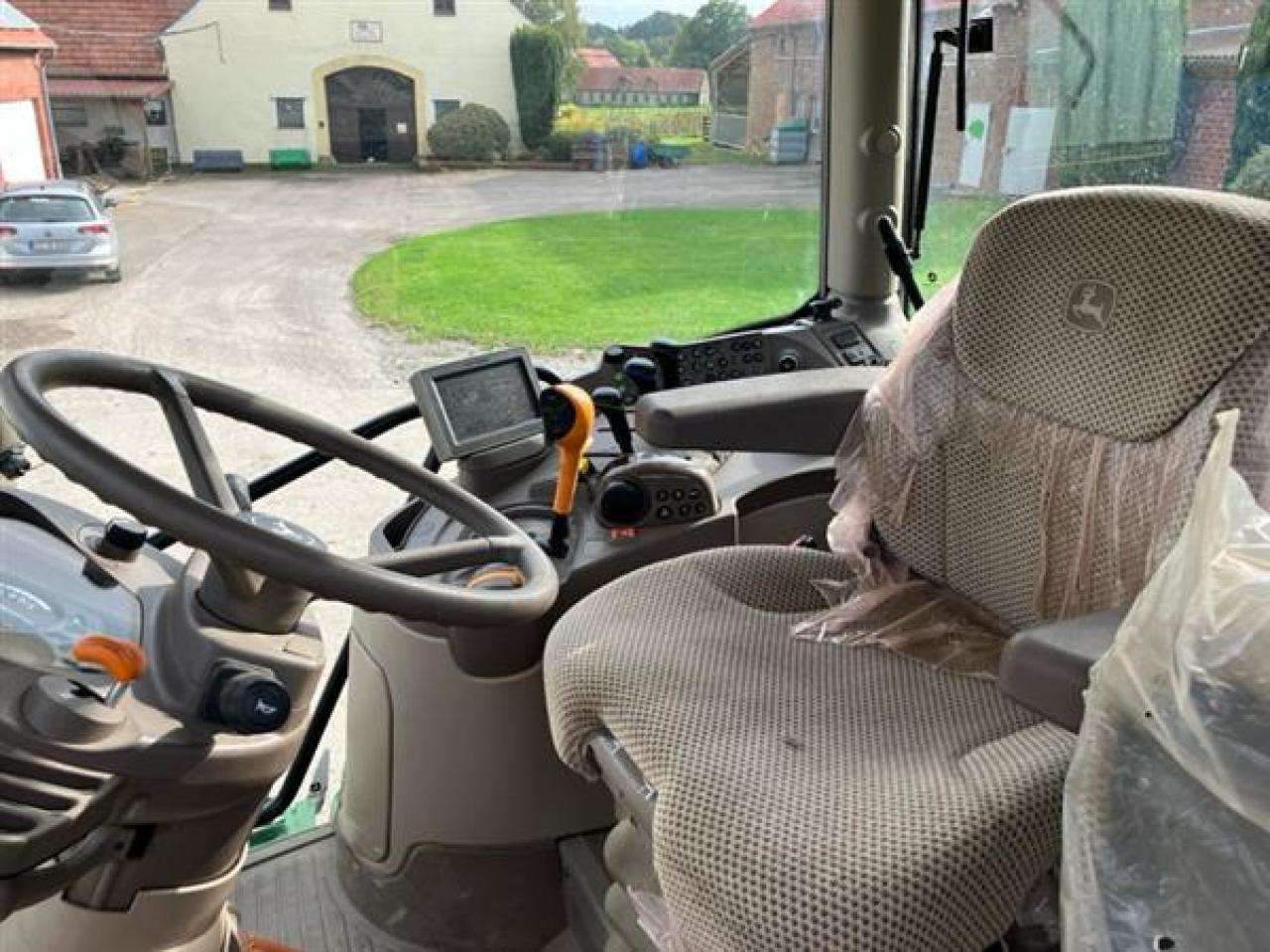 John Deere 6130R - 拖拉机:图5 John Deere 6130R - 拖拉机:图5