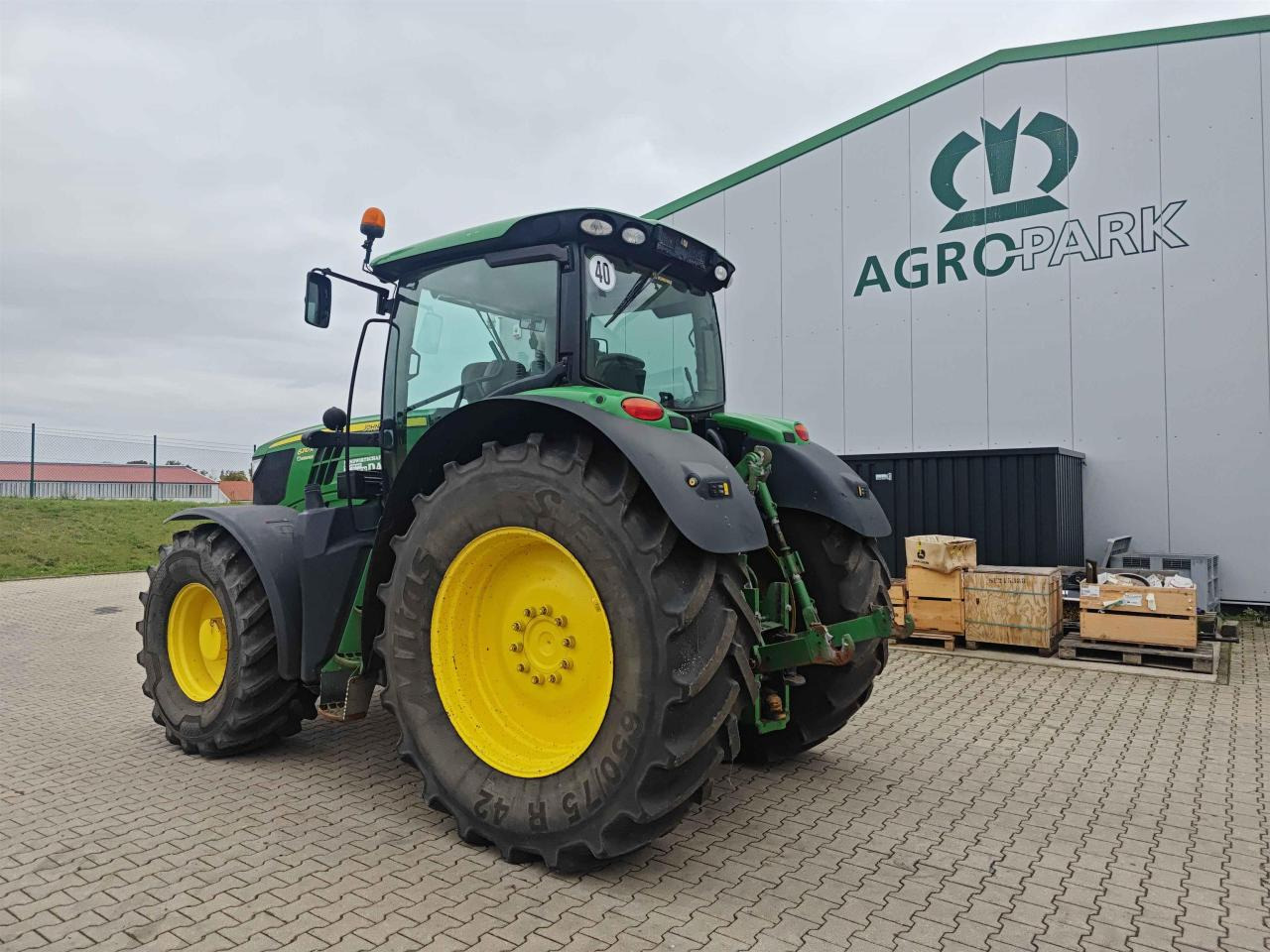 John Deere 6210R - 拖拉机:图3 John Deere 6210R - 拖拉机:图3