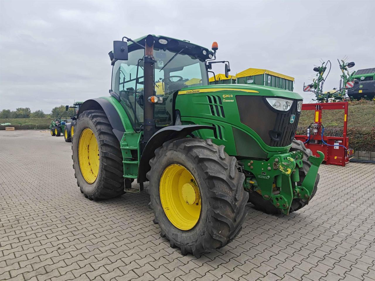 拖拉机 John Deere 6210R：图10