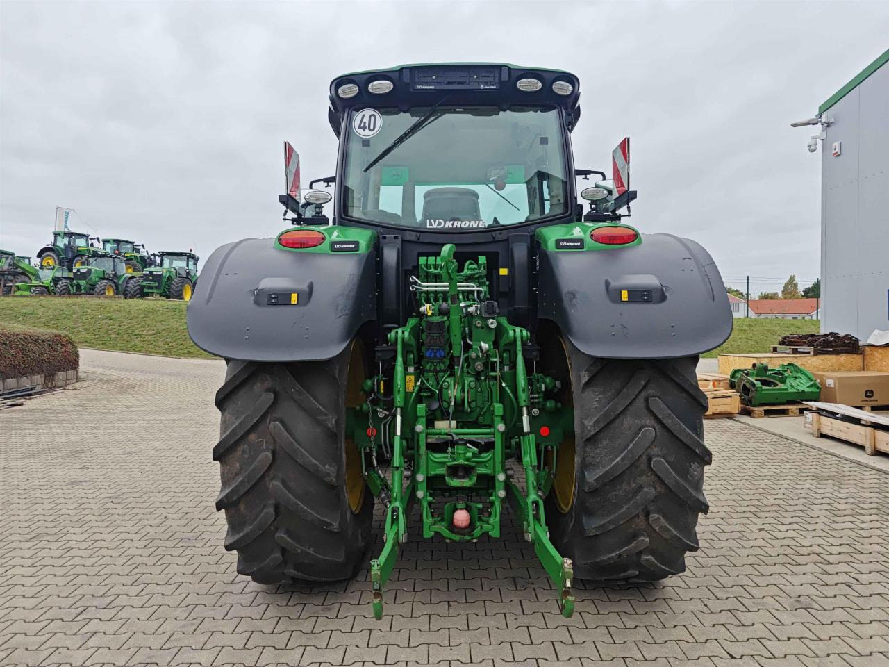 John Deere 6215R - 拖拉机:图4 John Deere 6215R - 拖拉机:图4
