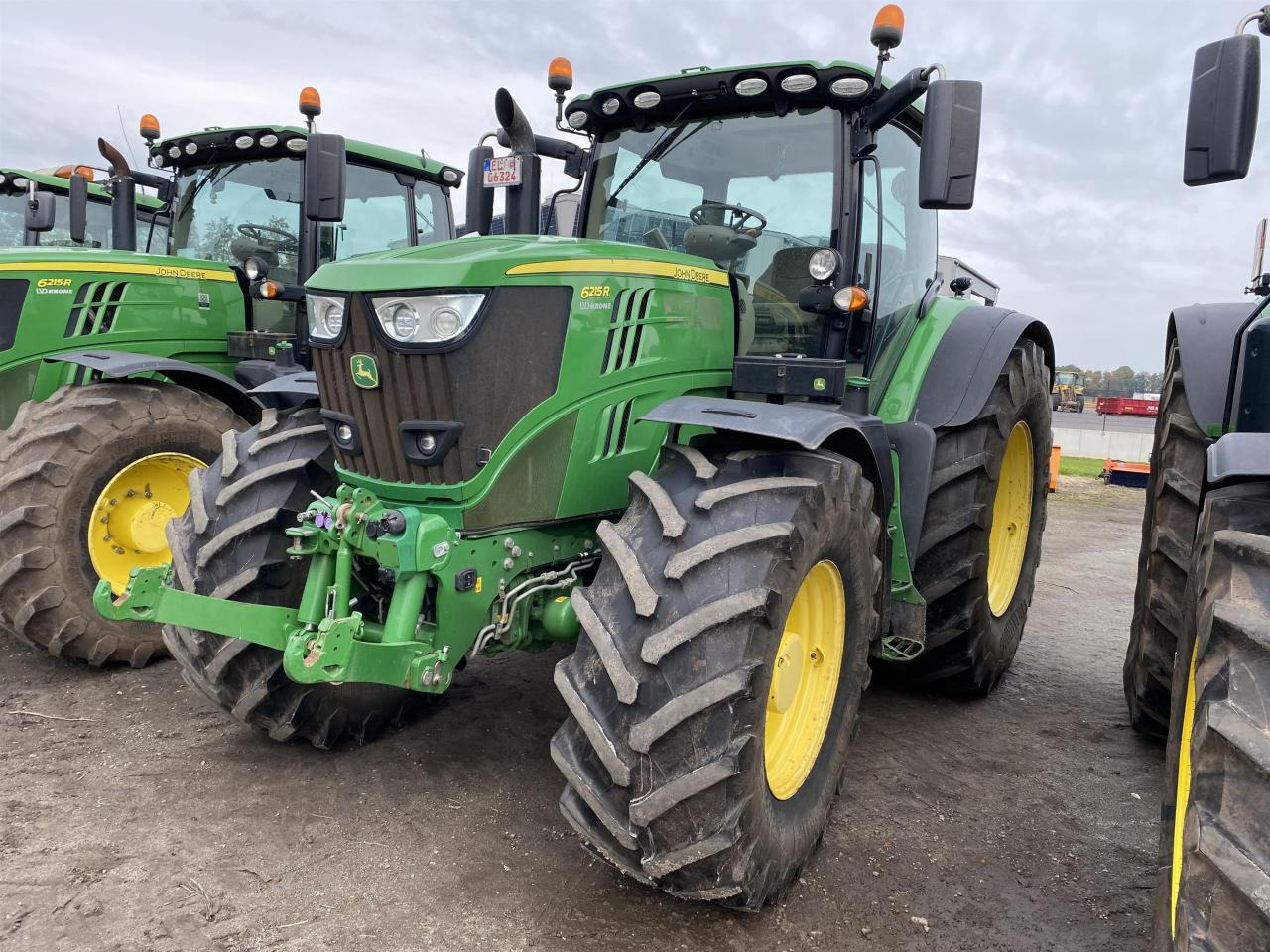 John Deere 6215R - 拖拉机:图2 John Deere 6215R - 拖拉机:图2