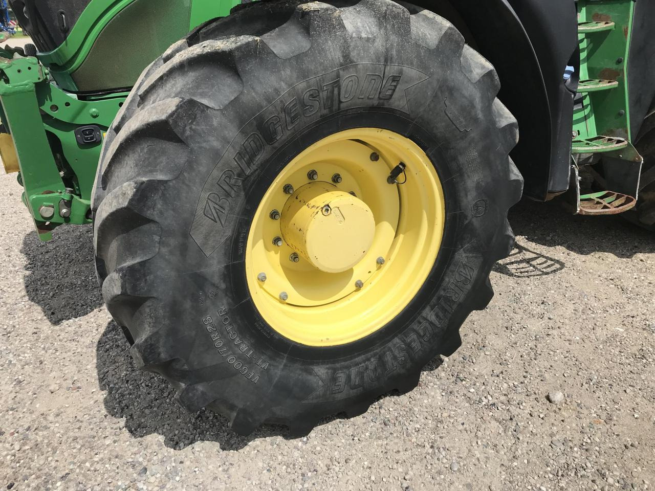 拖拉机 John Deere 6215R：图10