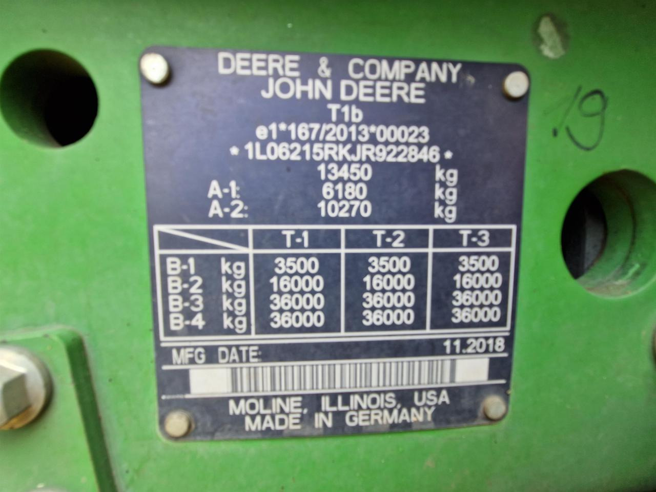 拖拉机 John Deere 6215R：图6