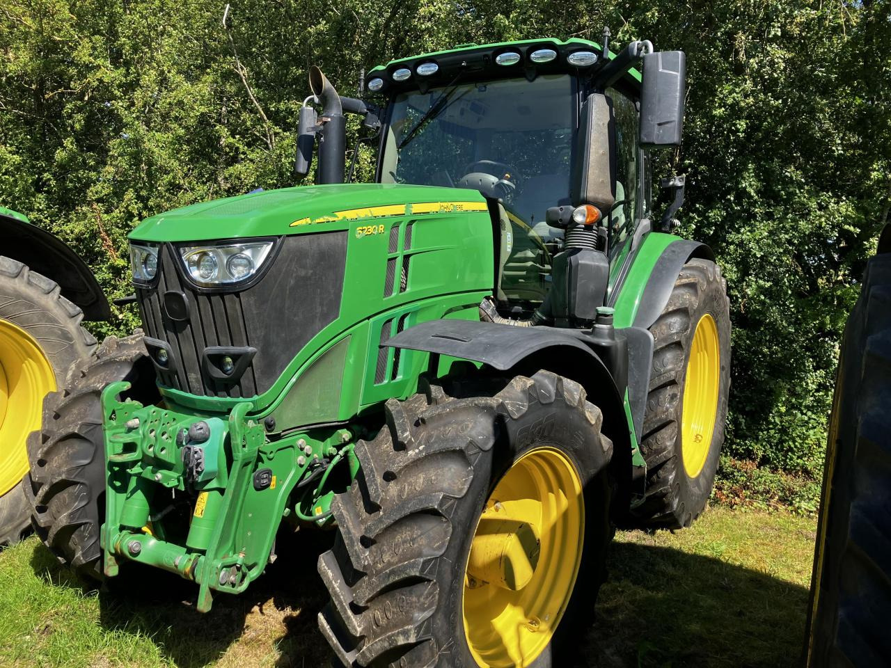 John Deere 6230R - 拖拉机:图1 John Deere 6230R - 拖拉机:图1