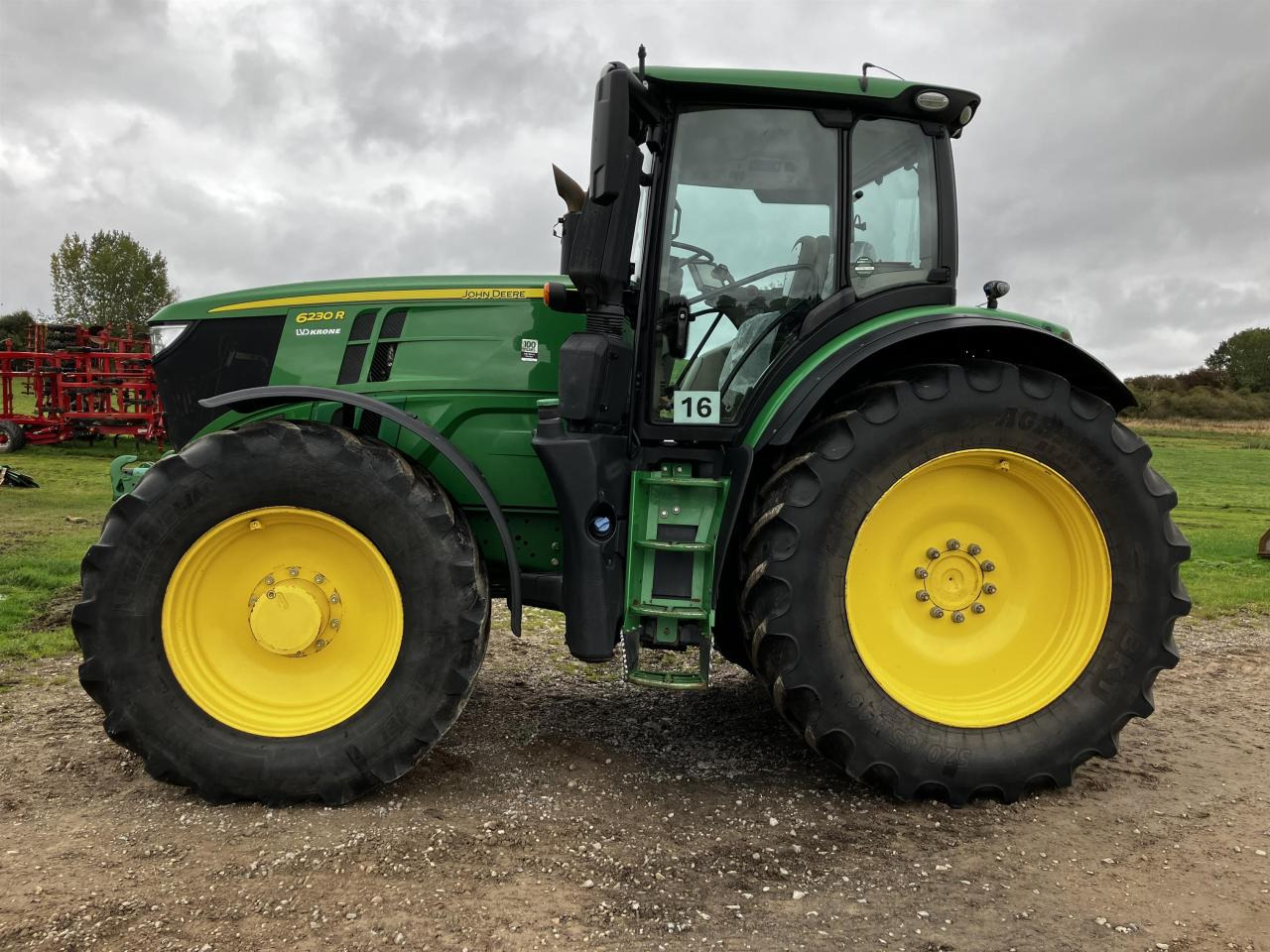 John Deere 6230R - 拖拉机:图1 John Deere 6230R - 拖拉机:图1