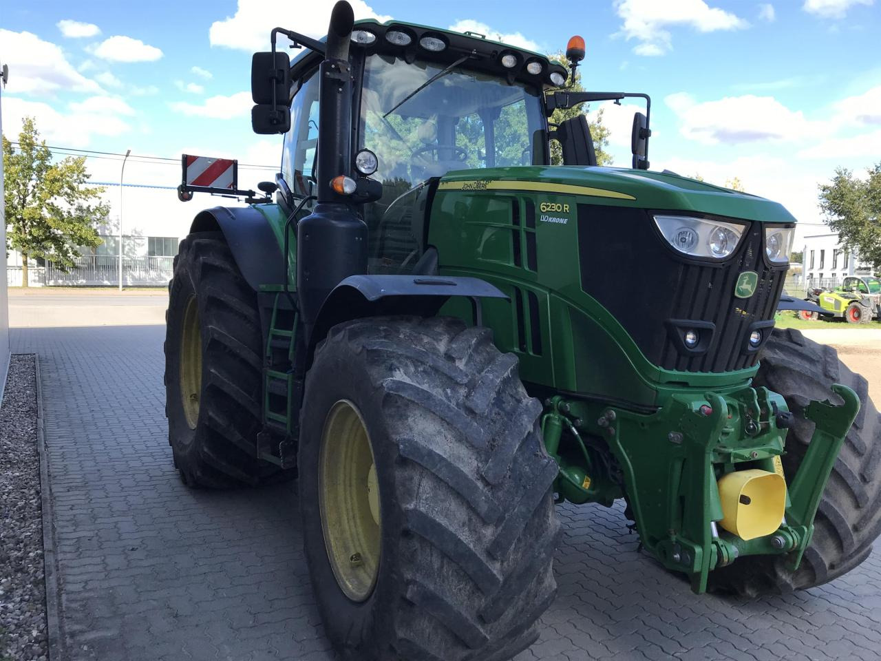 John Deere 6230R - 拖拉机:图2 John Deere 6230R - 拖拉机:图2