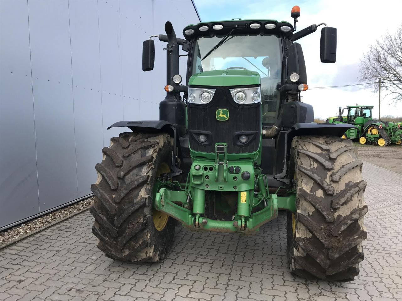John Deere 6250R - 拖拉机:图3 John Deere 6250R - 拖拉机:图3