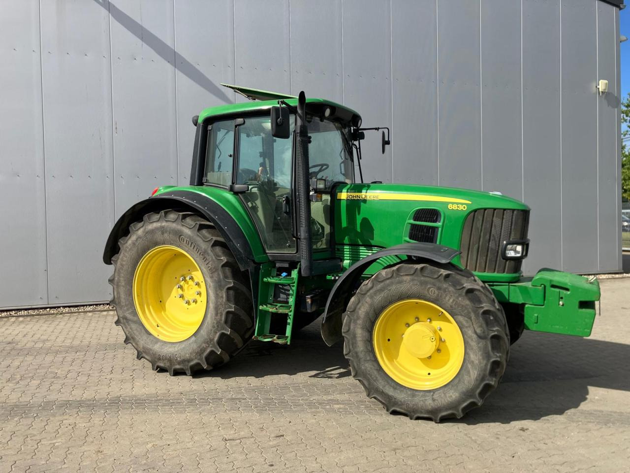 John Deere 6830 - 拖拉机:图2 John Deere 6830 - 拖拉机:图2