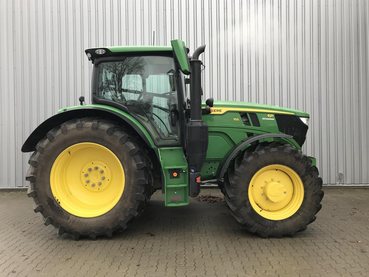 John Deere 6R 155 - 拖拉机:图2 John Deere 6R 155 - 拖拉机:图2