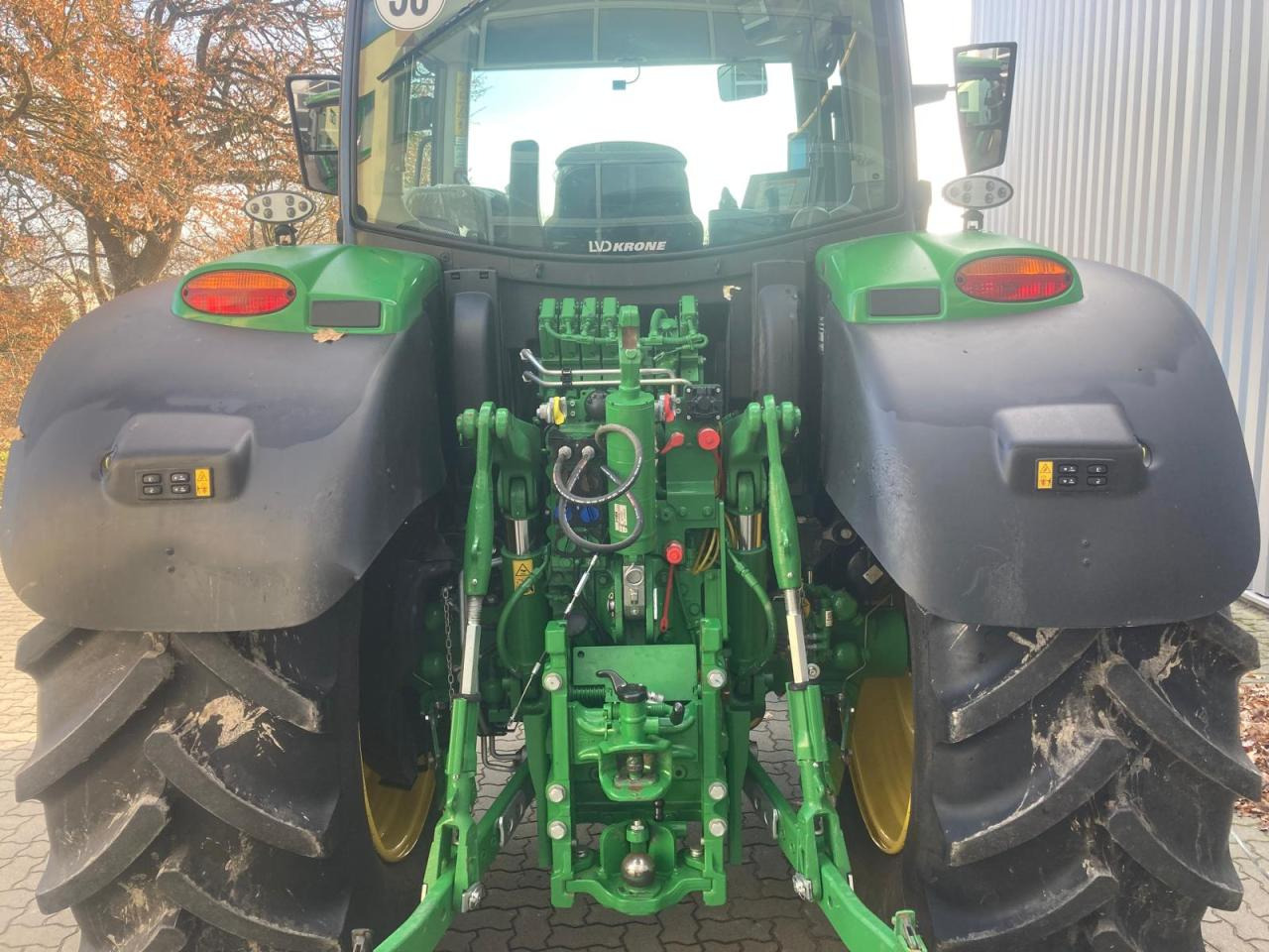 John Deere 6R 155 - 拖拉机:图3 John Deere 6R 155 - 拖拉机:图3