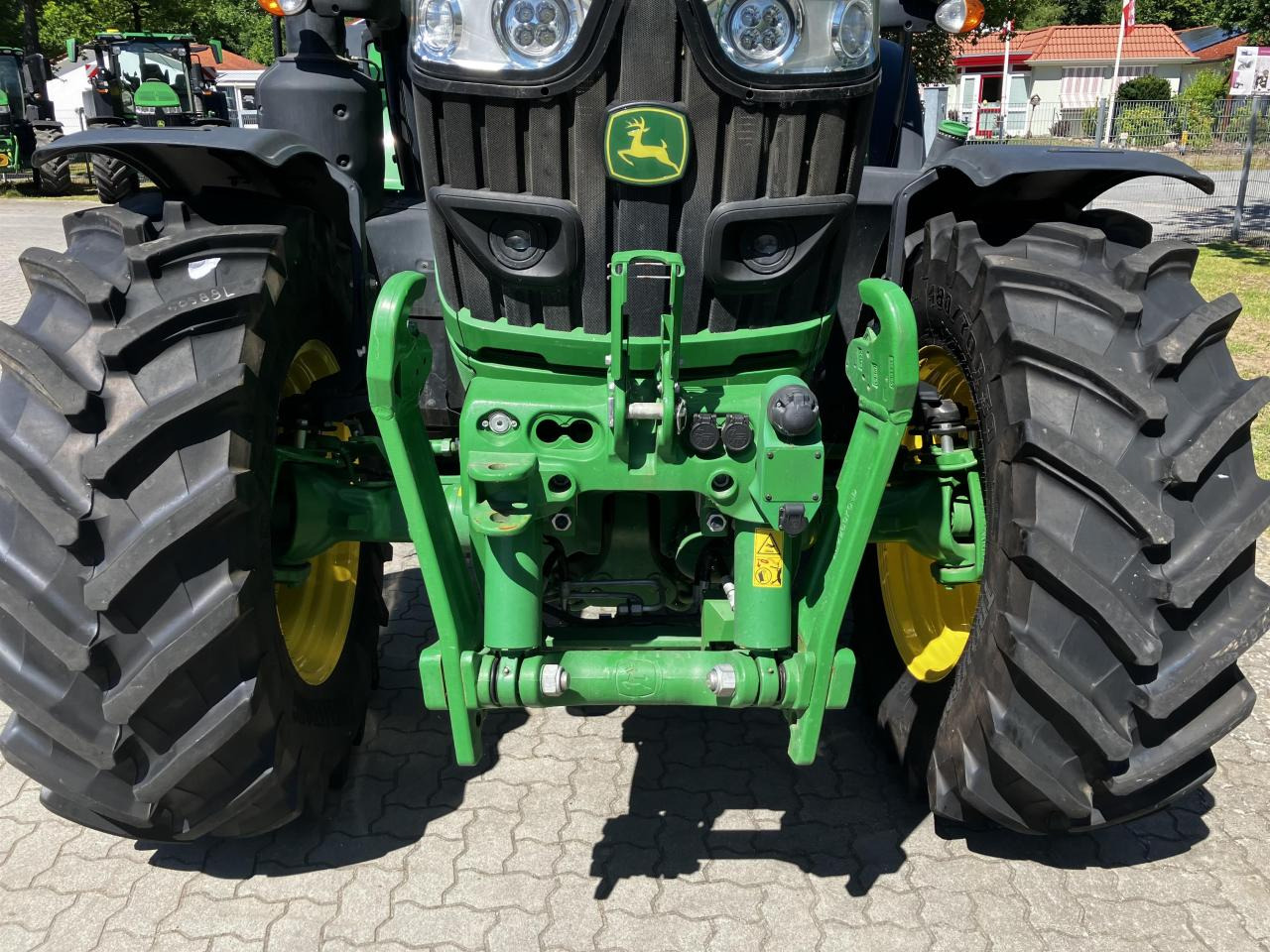 John Deere 6R 155 - 拖拉机:图4 John Deere 6R 155 - 拖拉机:图4
