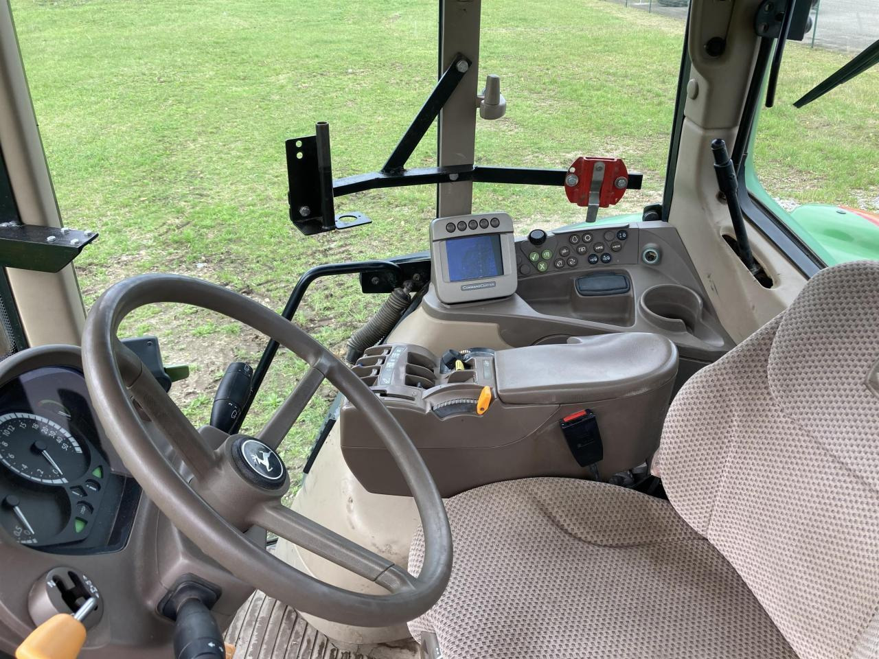 拖拉机 John Deere 7430：图16
