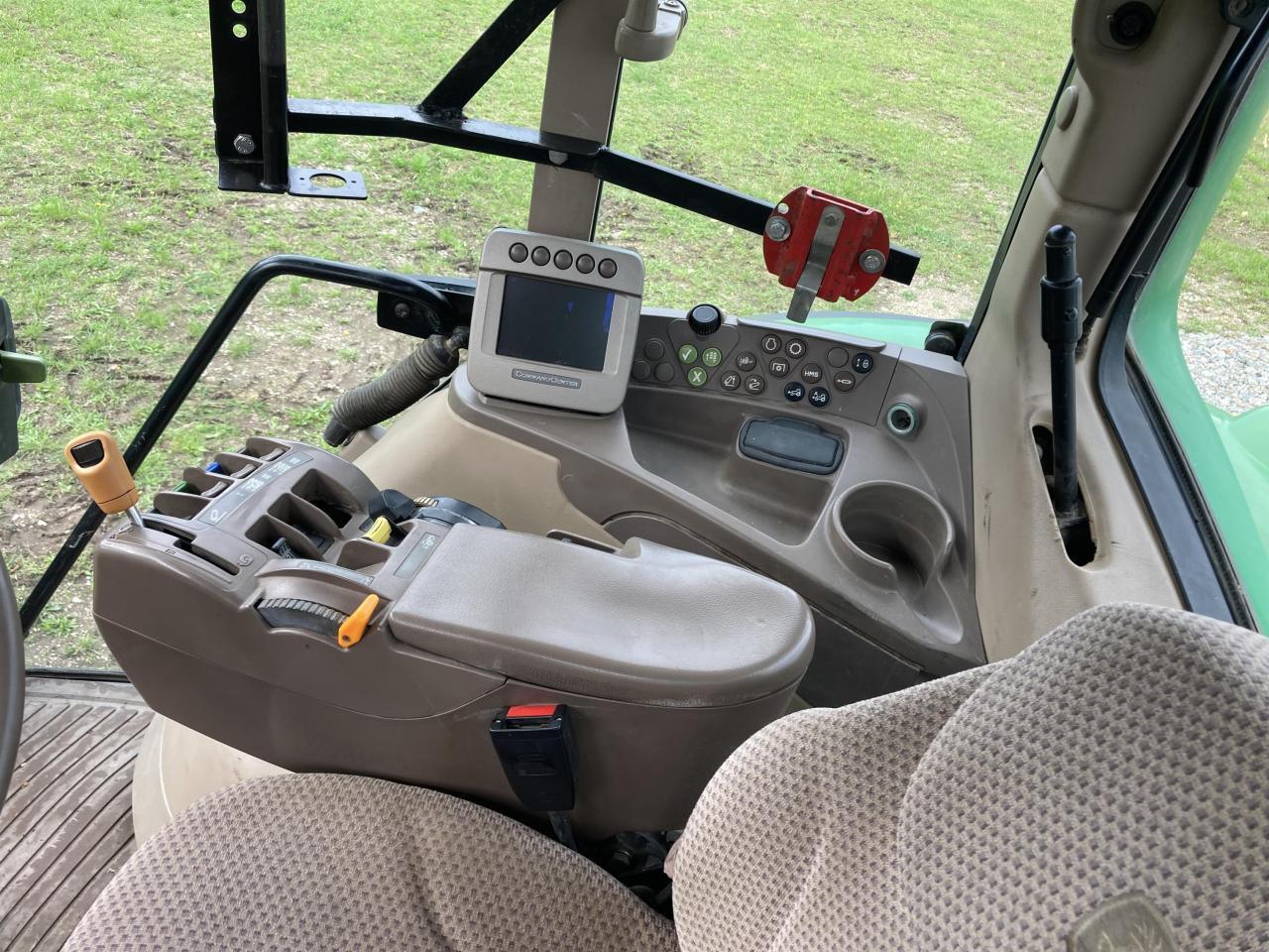 拖拉机 John Deere 7430：图13