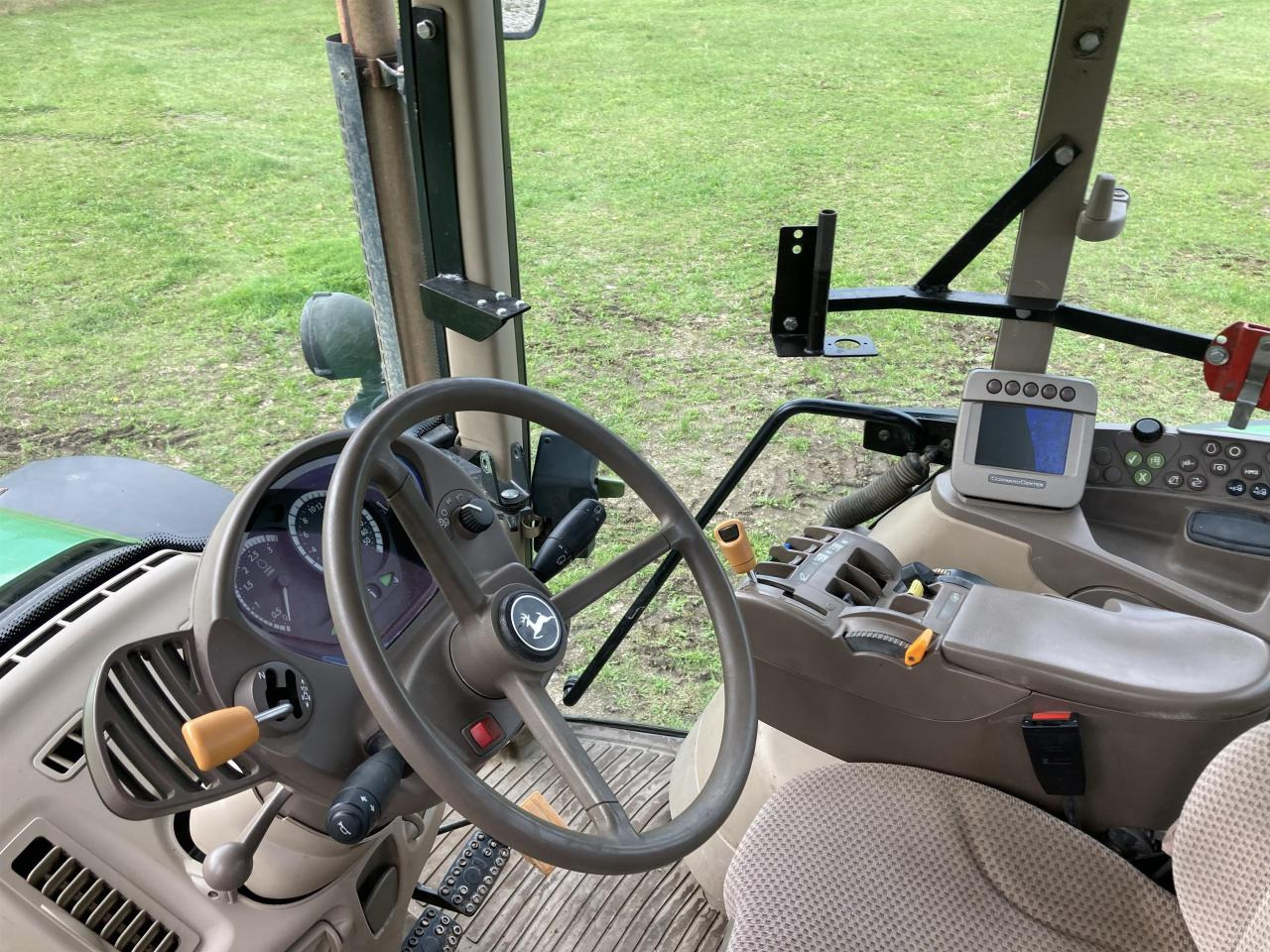 拖拉机 John Deere 7430：图11
