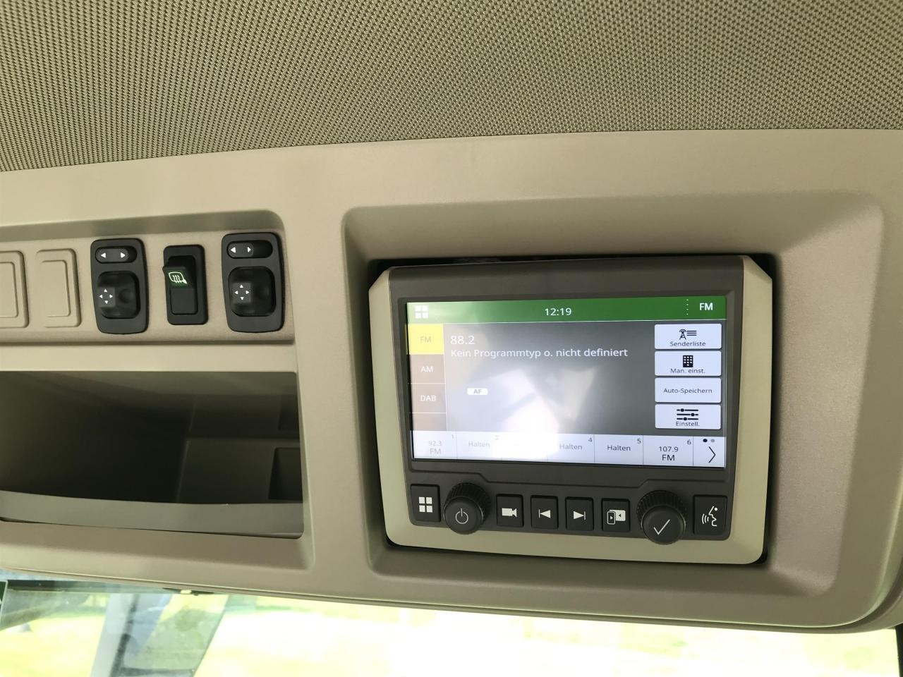 拖拉机 John Deere 7R 310:图11 拖拉机 John Deere 7R 310:图11